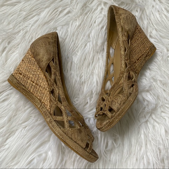 Stuart Weitzman Hurdle Peep Toe Wedge Sandal - Picture 8 of 11